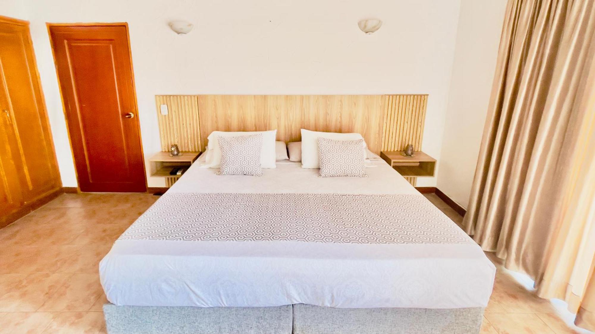Loto Del Viento Otel Cartago Dış mekan fotoğraf